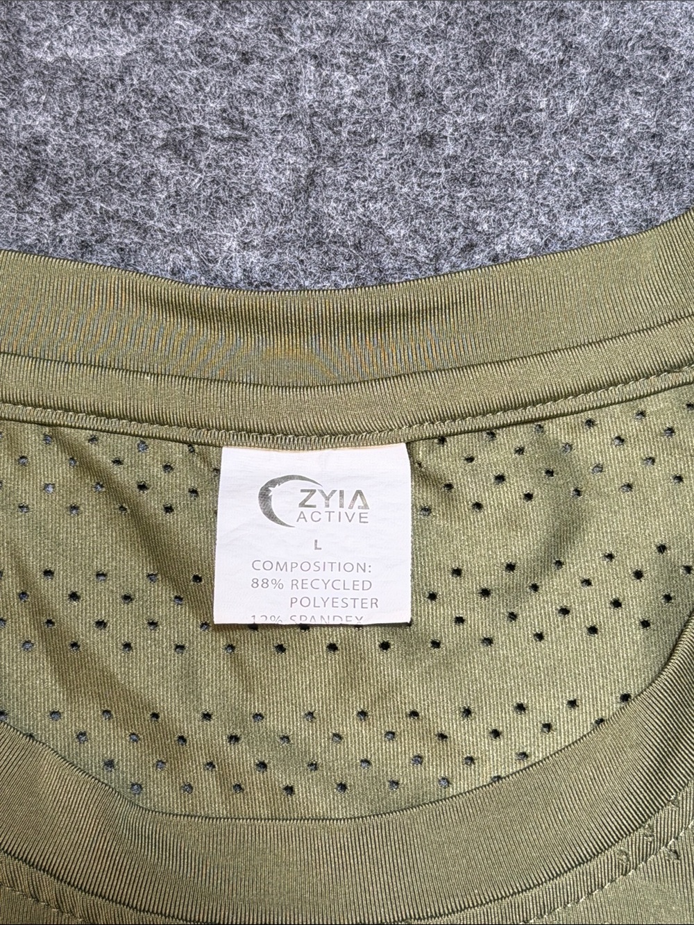 ZYIA Active Tank Top Womens Size L Olive Green Mesh Sleeveless Athleisure - Picture 2 of 8
